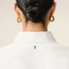 Beyaz Karışımlı İpek Keskin Yakalı Dar Kesim Gömlek