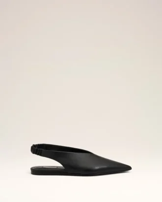 Siyah Kuzu Derisi Sivri Burunlu Slingback Ayakkabı